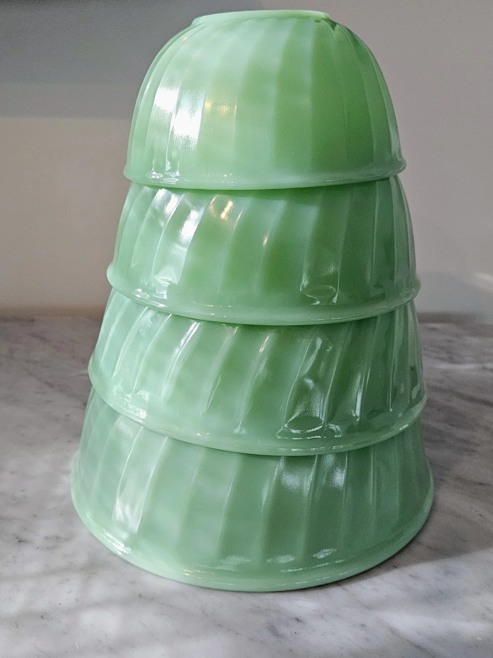 Fire-King Jadeite Swirl Mixing Bowl Set 4 Nesting Vintage Glass
